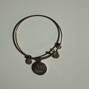 Theta phi alex and ani